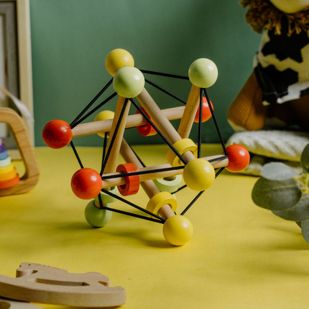 NESTA TOYS Skwish Baby Rattle & Teether – Wooden Montessori Toy for Babies