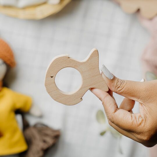 NESTA TOYS Wooden Fish Teether – Beech Wood Toy for Newborns (0–1.5 Years)