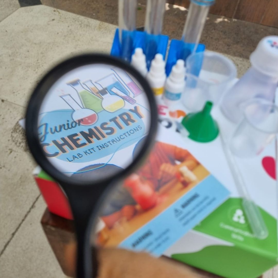 NESTA TOYS Junior Chemistry Lab Kit