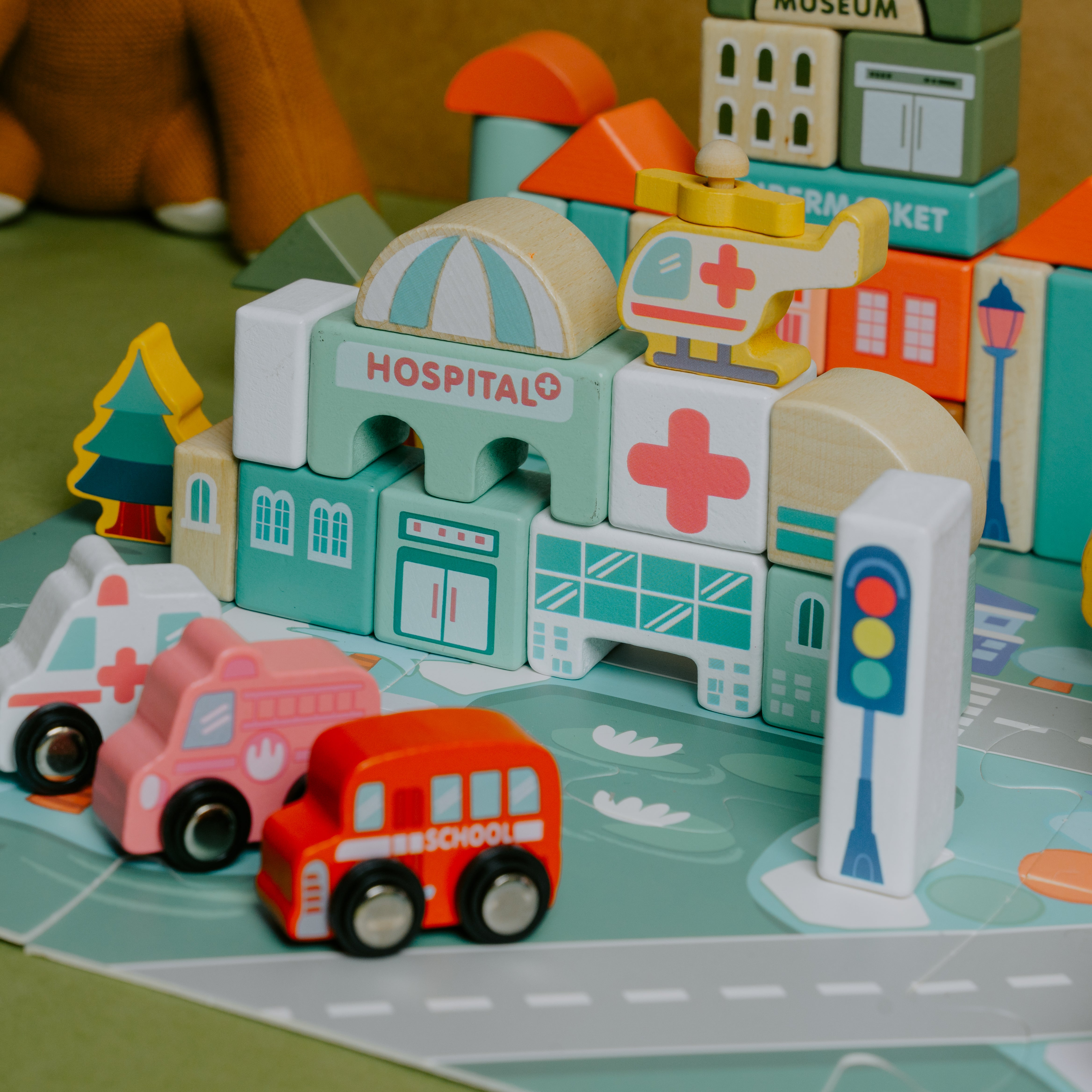 Wooden City Building Blocks Toy (115 Pieces)