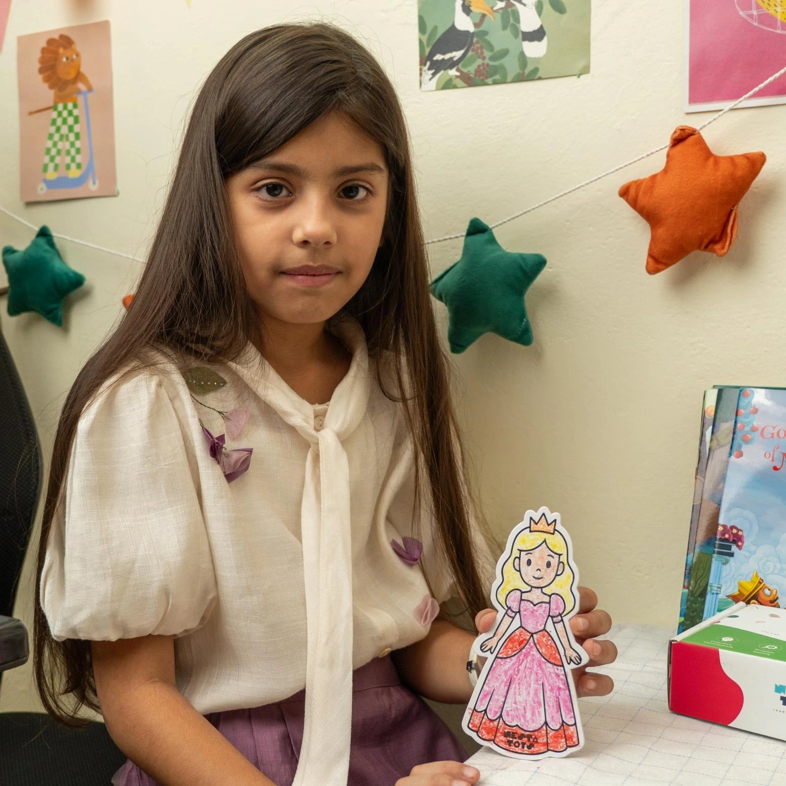 NESTA TOYS - DIY Unicorn Fairy Tale Magnets | Mess-Free Art & Craft Activity for Girls & Boys 