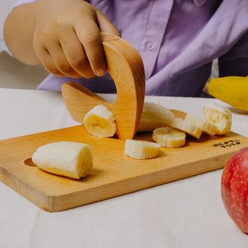 Nesta Toys Montessori Chopping Board & Knife for Kids | Beech Wood Practical Life Tool | Works on Real Soft Food | Safe Child-Sized Set | Non-Toxic | Birthday Gift for Boys & Girls Ages 12M-6Y