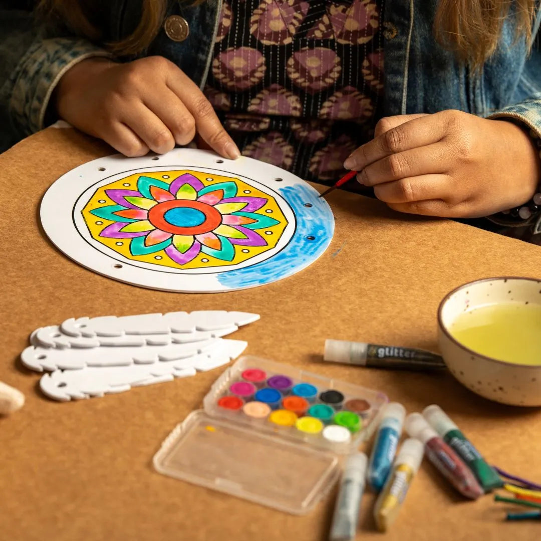 NESTA TOYS -Kids art and craft kit with watercolors for mandala dream catcher design