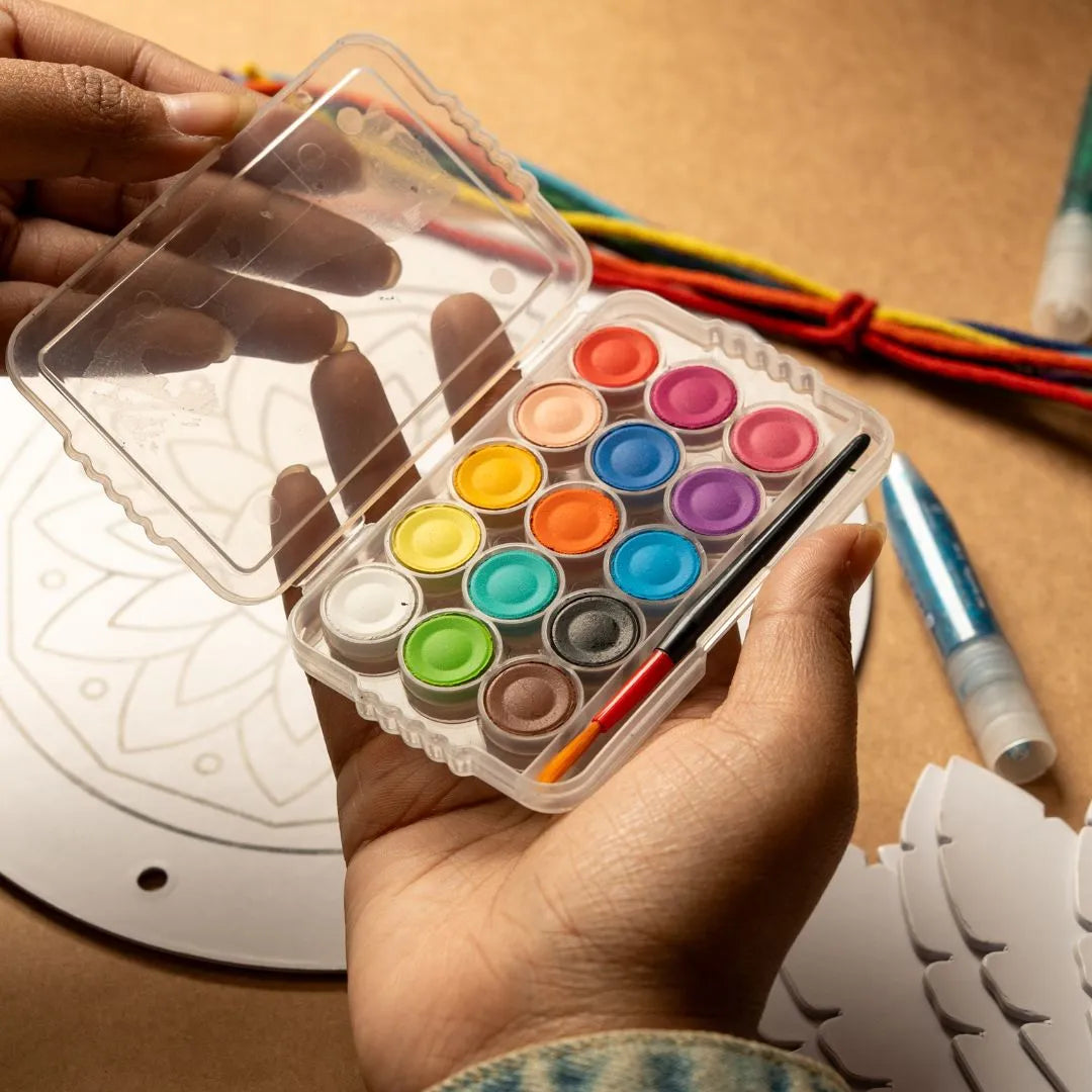 NESTA TOYS -Kids art and craft kit with watercolors for mandala dream catcher design