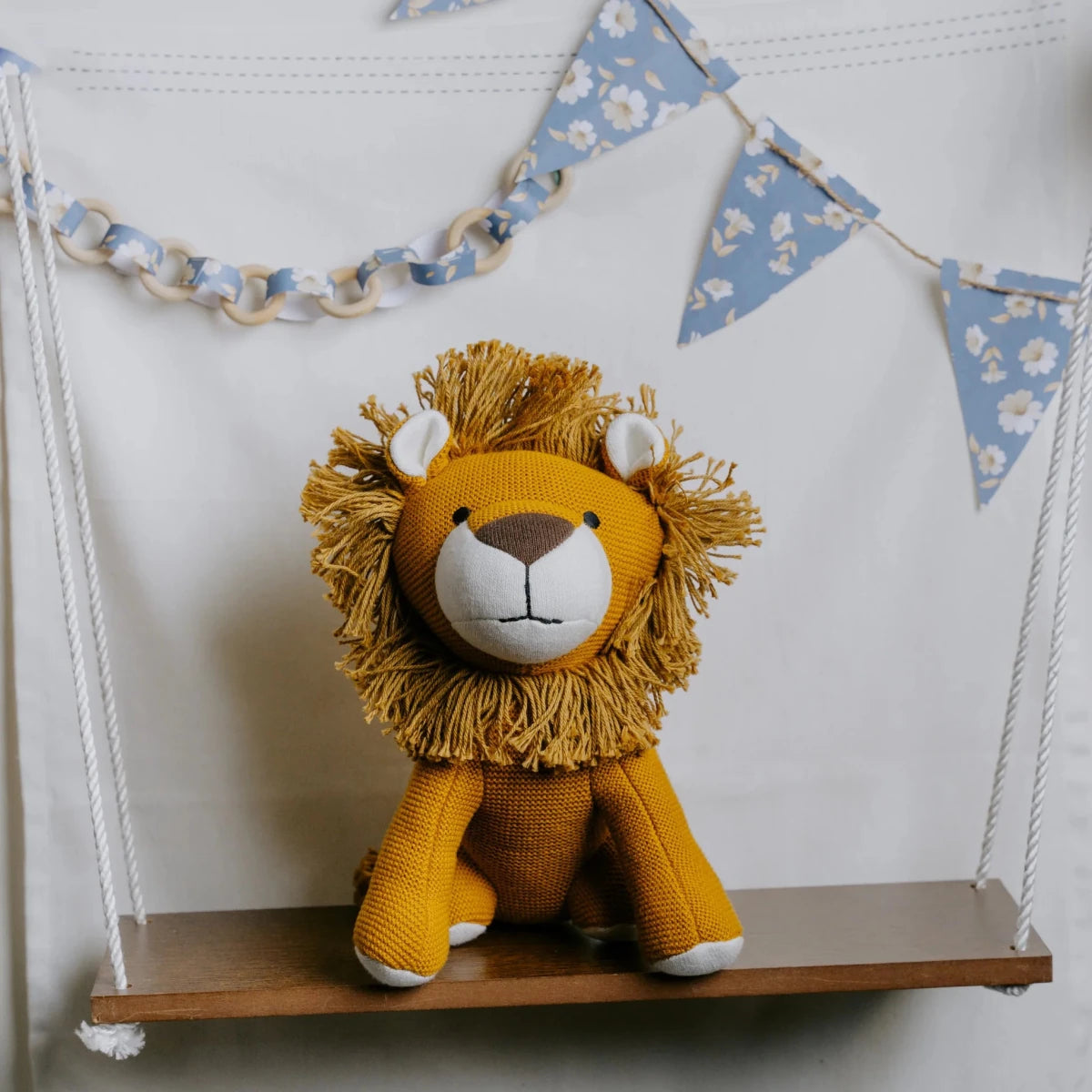 Newborn Gift Set – Swaddle, Lion Plush Toy & Wooden Teethers - NESTA TOYS