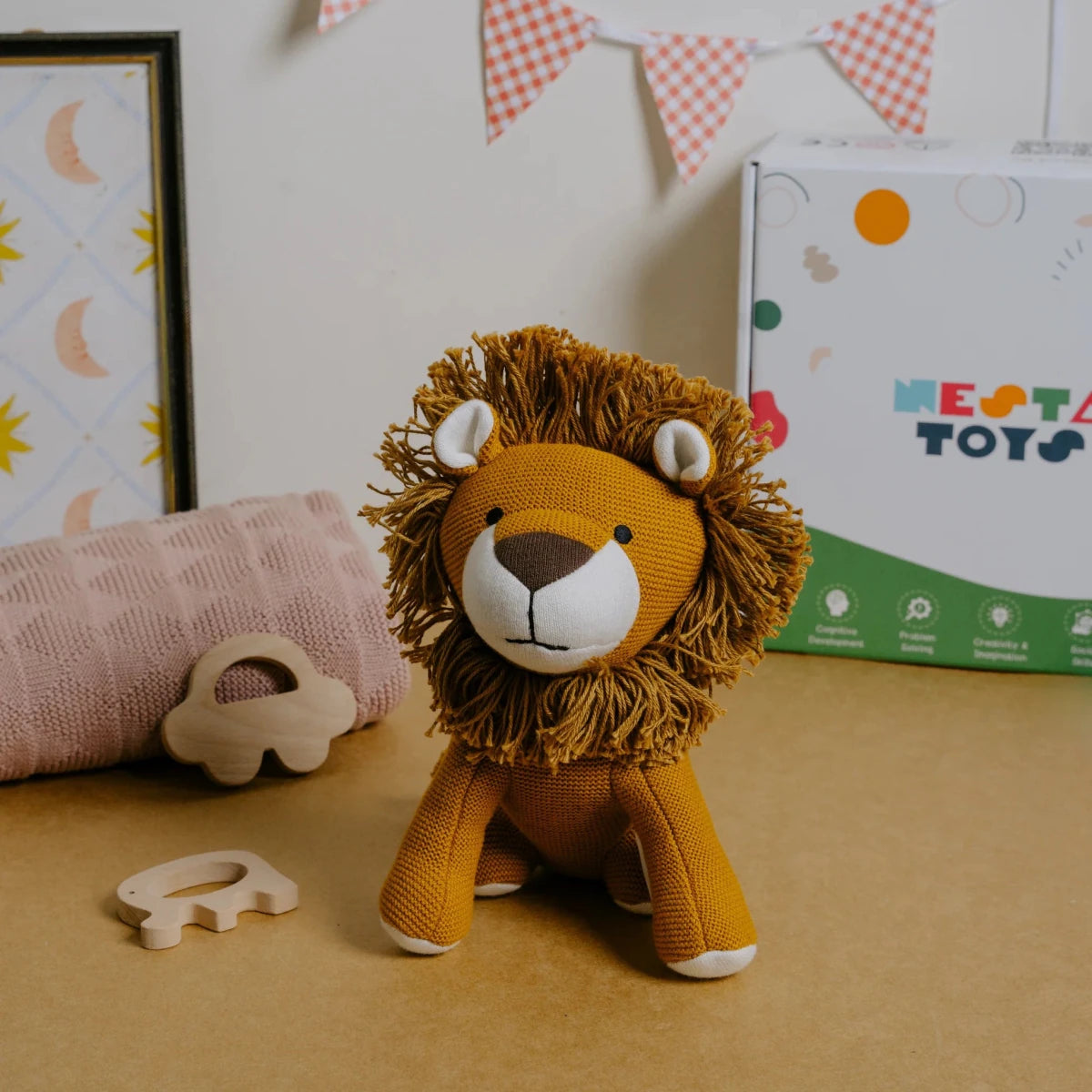 Newborn Gift Set – Swaddle, Lion Plush Toy & Wooden Teethers - NESTA TOYS