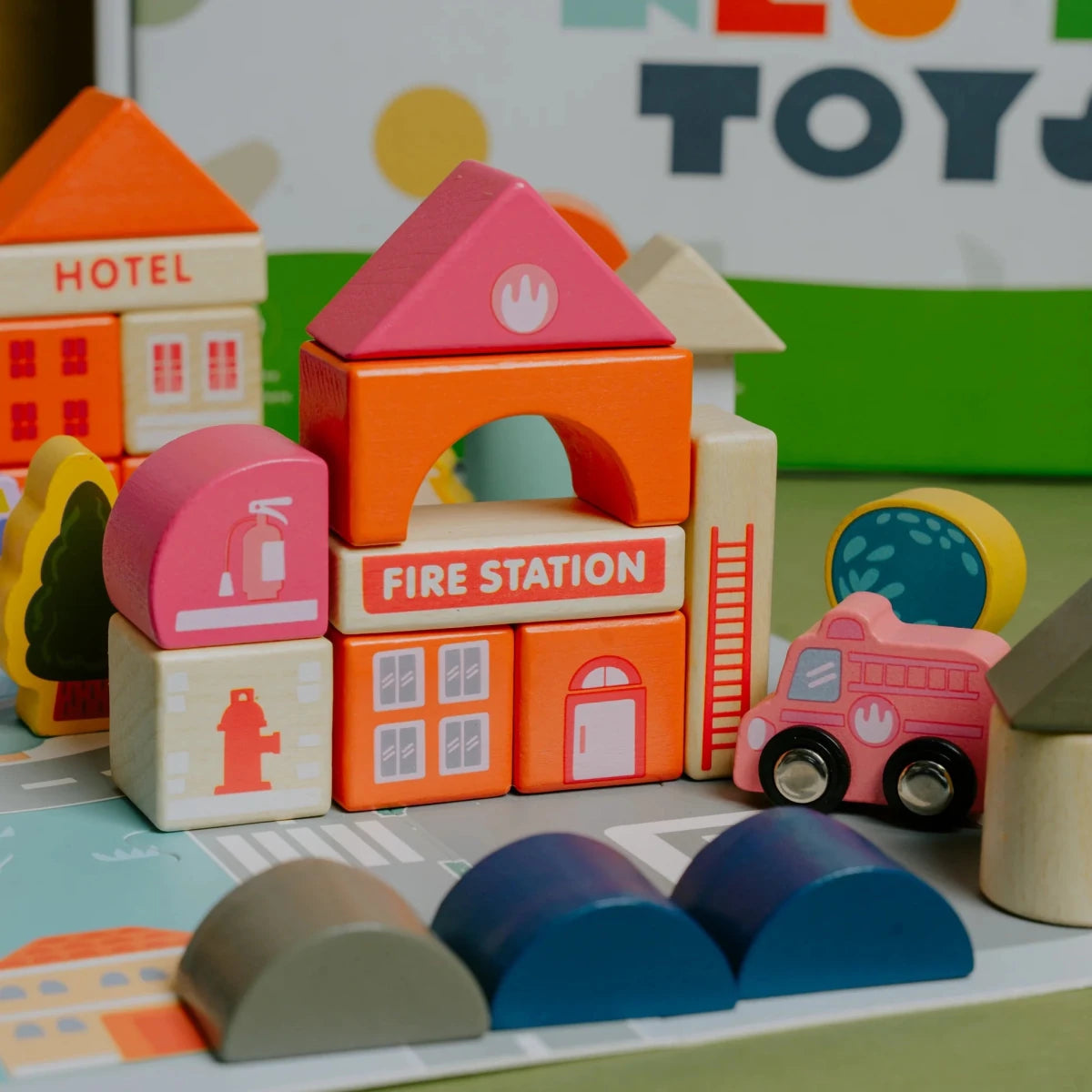 Wooden City Building Blocks Toy (115 Pieces) - NESTA TOYS