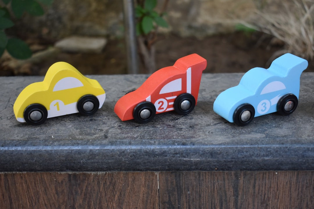 NESTA TOYS – Wooden Vehicle Toy | Develops Coordination & Creative Story Play, Toddler Car Toy | Safe Wooden Toy for Motor Skills & Fun Play