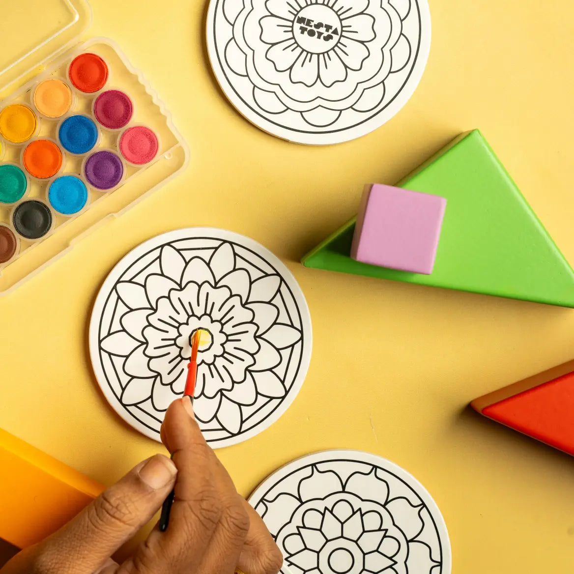 Mandala art magnet kit for kids with smooth edges and strong magnets