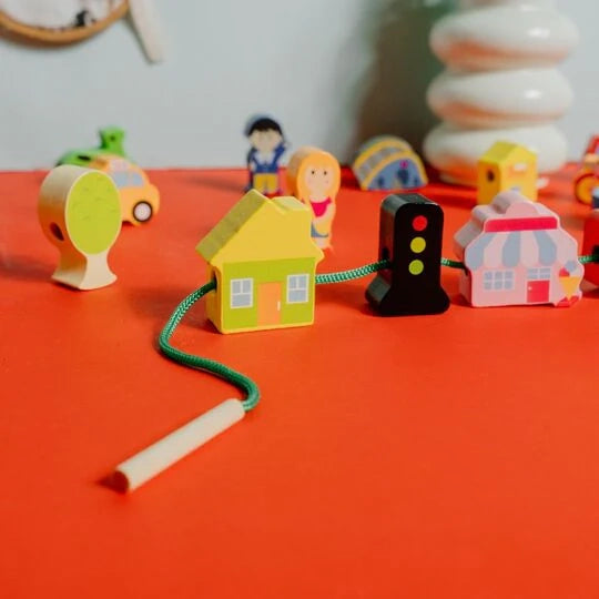 NESTA TOYS 16-Piece Wooden City Traffic Blocks – Stackable Montessori Toy for Kids 3+ Years